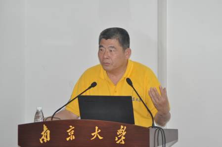 J:\活动\2016年\2016.05.20-27 南京 betway西汉姆联114周年5•20校庆科学报告会\照片\2016.05.20 单之蔷、张晓林\挑选\张晓林\DSC_0696.JPG